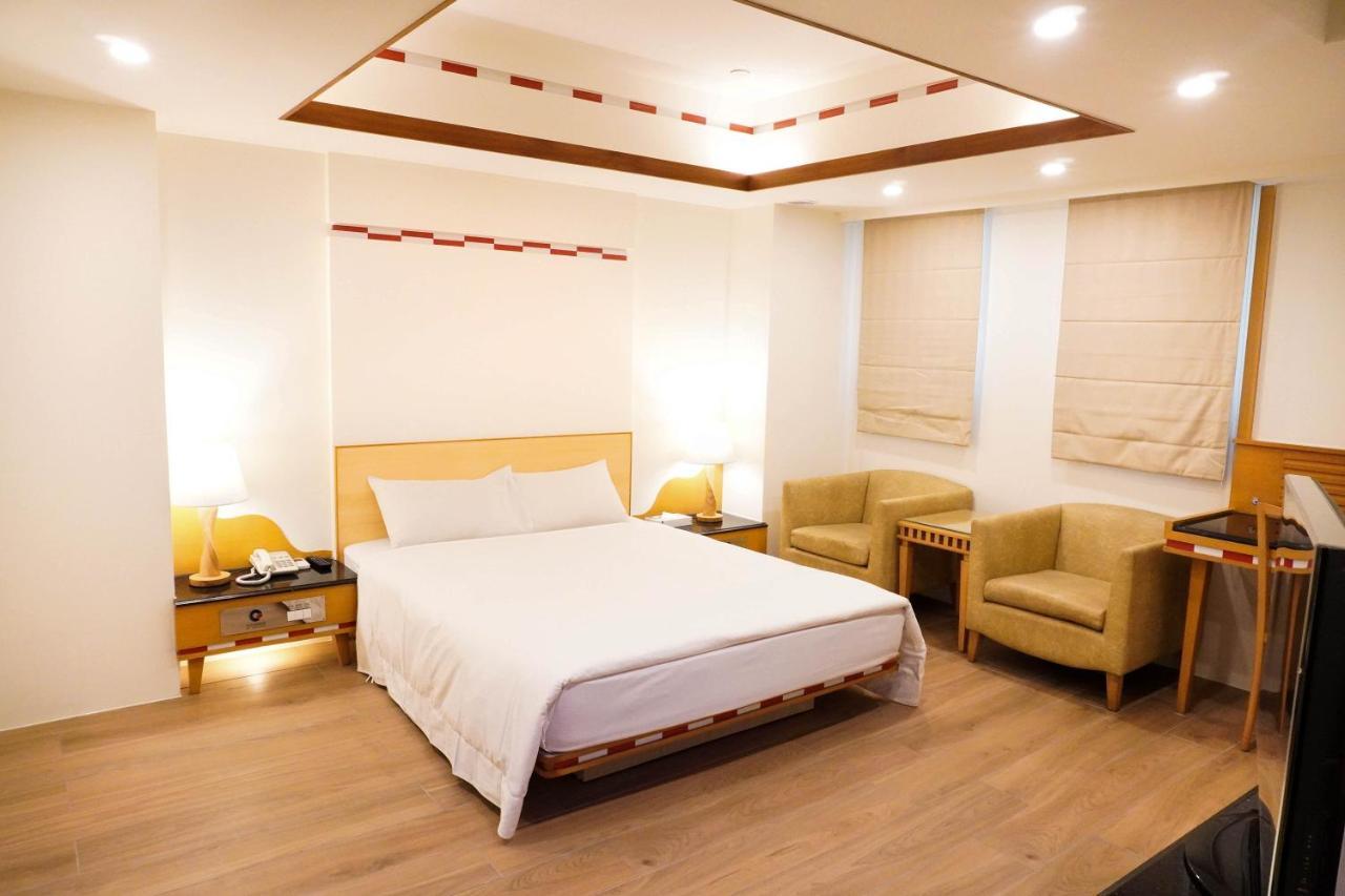 Kao Yuan Hotel - Zhong Zheng Taizhong Zewnętrze zdjęcie