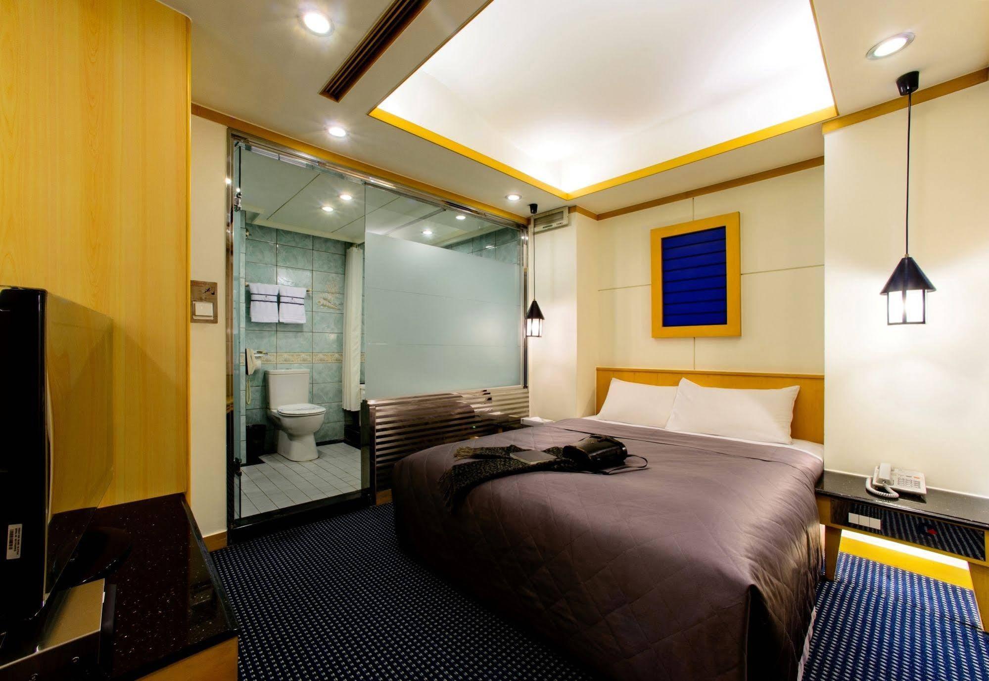 Kao Yuan Hotel - Zhong Zheng Taizhong Zewnętrze zdjęcie