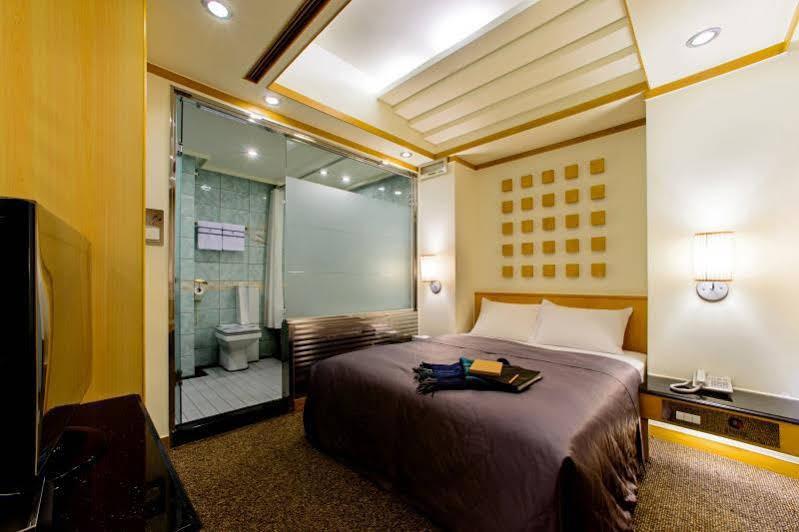 Kao Yuan Hotel - Zhong Zheng Taizhong Zewnętrze zdjęcie