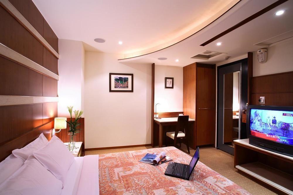 Kao Yuan Hotel - Zhong Zheng Taizhong Zewnętrze zdjęcie
