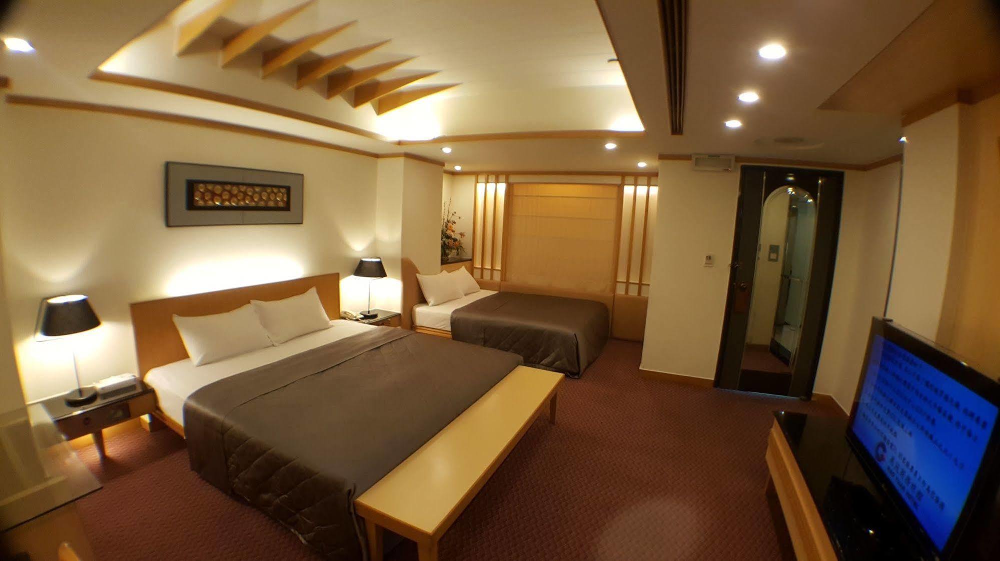 Kao Yuan Hotel - Zhong Zheng Taizhong Zewnętrze zdjęcie